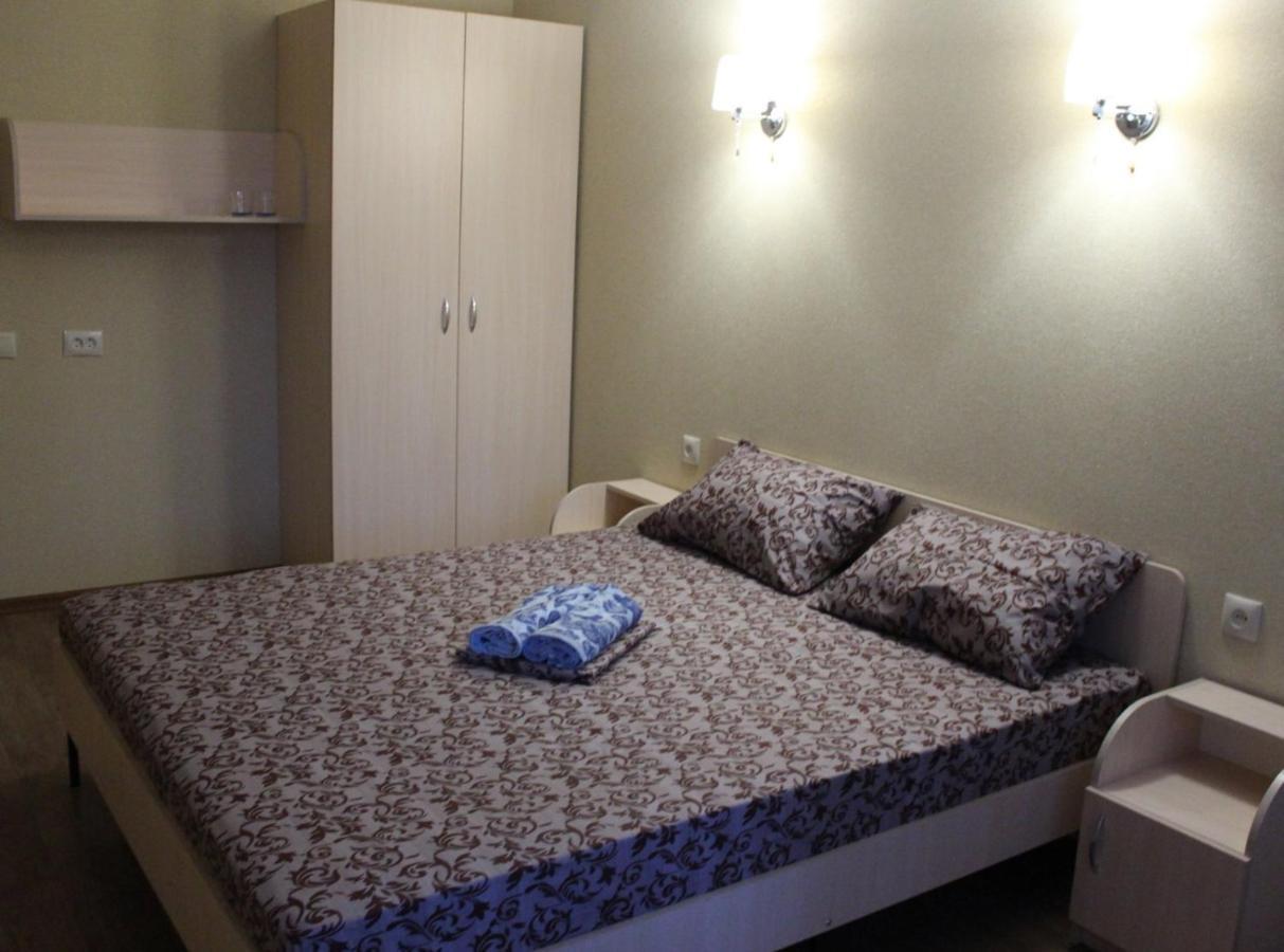 Гостевой Дом Pearl By The Sea Fontanka Ngoại thất bức ảnh