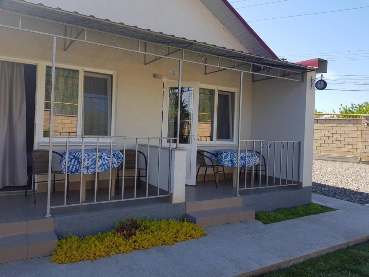 Гостевой Дом Pearl By The Sea Fontanka Ngoại thất bức ảnh